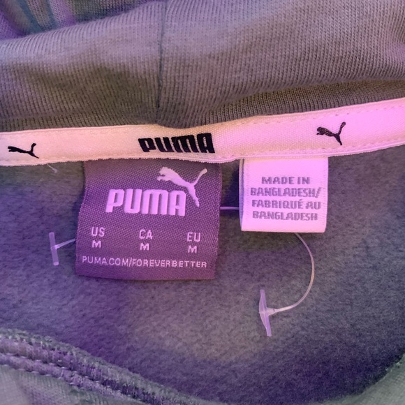 💘 Sage Green Puma Sweatshirt 💘 - Picture 3 of 4